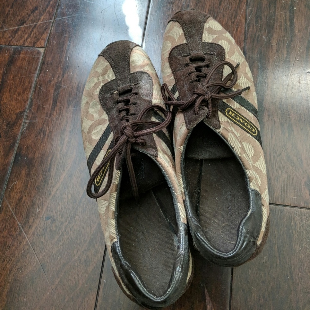 Coach walking shoes
